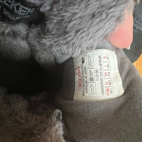 Snow boots for toddlers THE NORTH FACE Alpenglow II size US 8
Black Zinc Grey - Picture 3 of 6